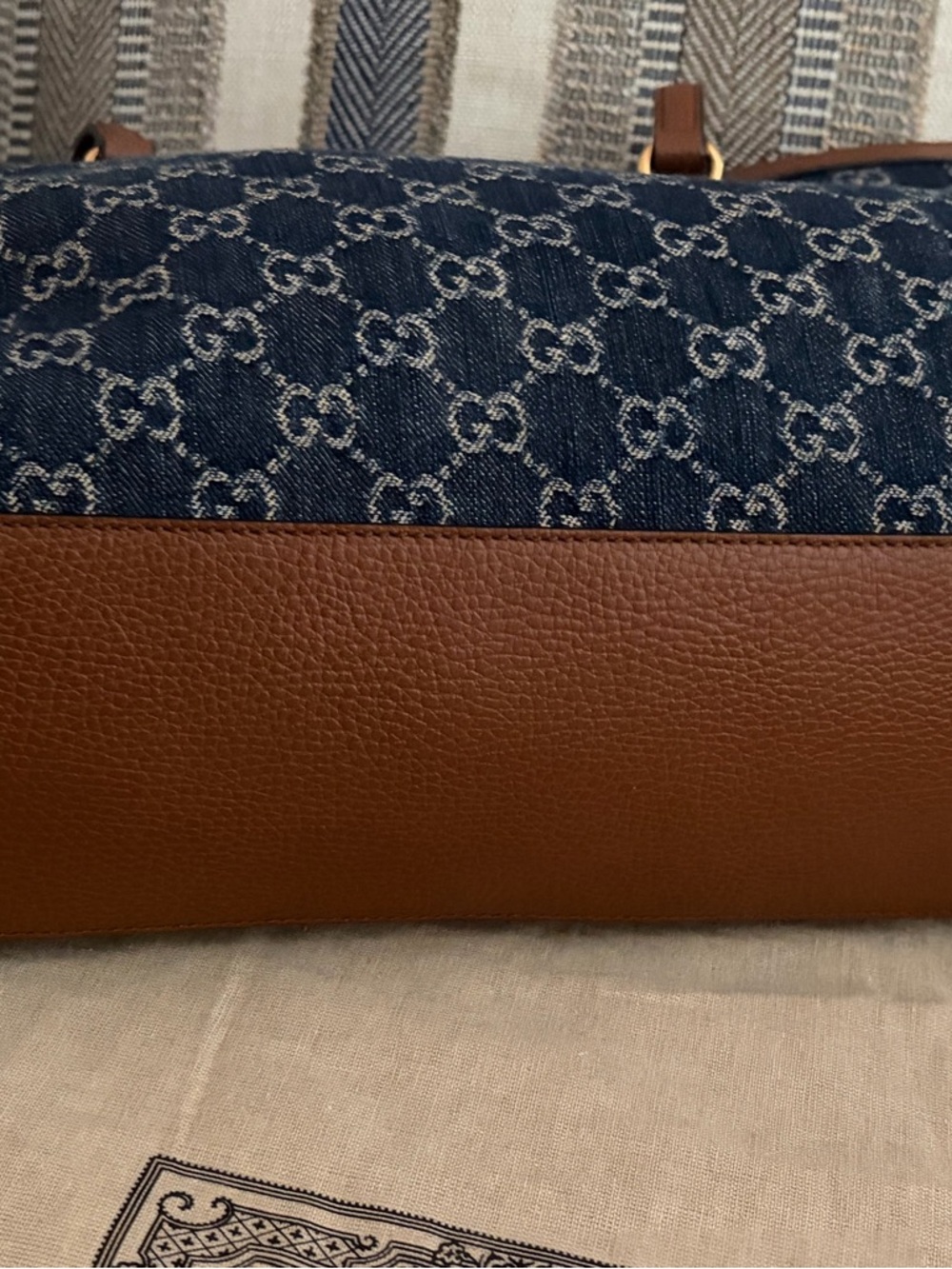 Gucci Ophidia GG Denim Tote Bag - Picture 4 of 13